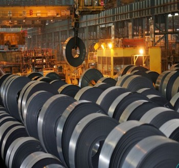 فولاد مبارکه باید ۴۰درصد محصولات گرم خود را در تالار بورس عرضه کند